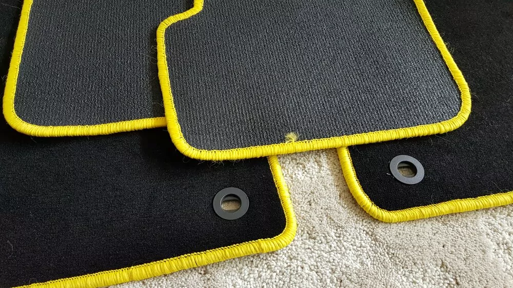 Přesné autokoberce Felicia Colorline - ŽLUTÁ