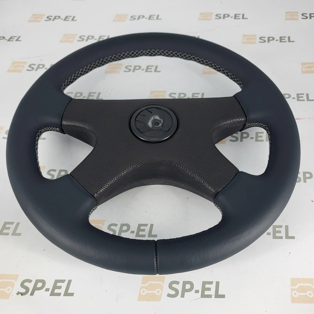 Volant Favorit - 4 ramenný - černá - šedivá nit