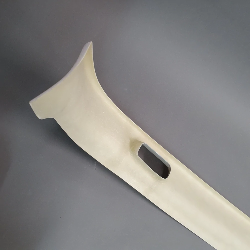 Kompozitní přední dolní spojler / spoiler / lip / lipo Škoda 100 / 100L / 110 / 110L / 110LS / 110R / 120S s otvory