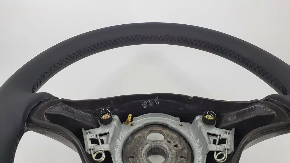 Kožený tříramenný volant VW Bora Golf IV Passat B5