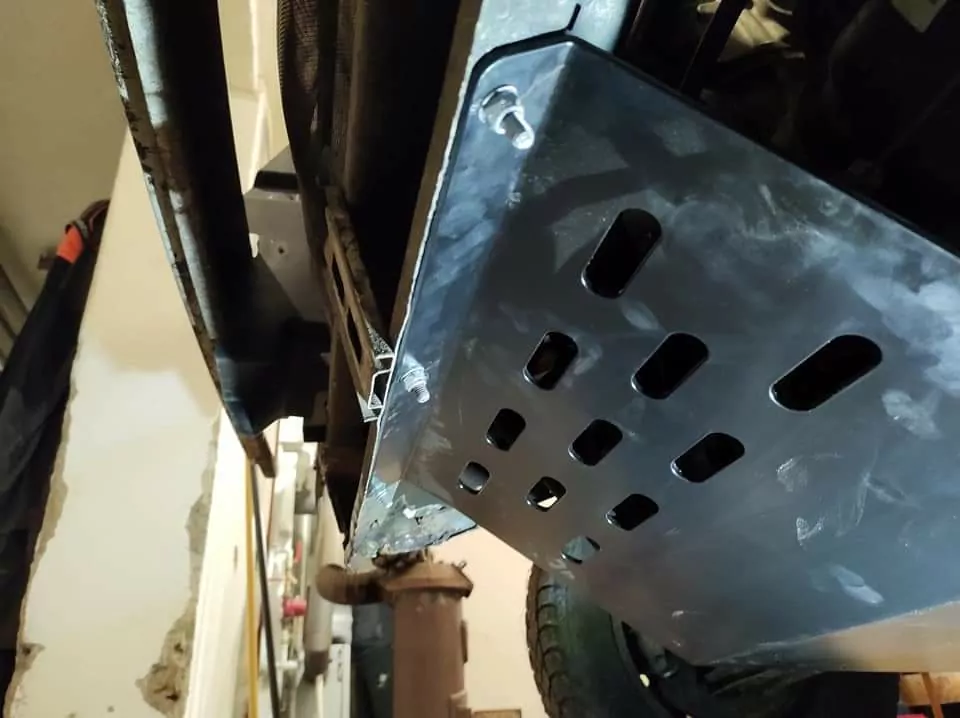 Ližina pod motor Felicia