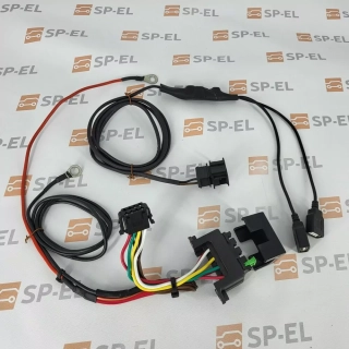 Přídavný svazek s napájecími USB konektory Felicia